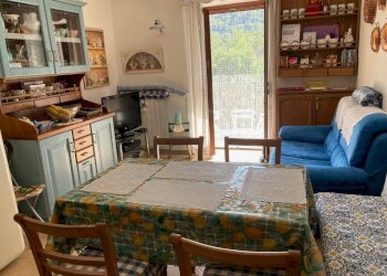 soggiorno - Three-room apartment Frazione Cardini
 
31 a, Roburent - photo 4
