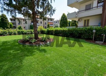 Giardino - Four-room apartment Via Palmiro Togliatti
 
19, Collecchio - photo 6