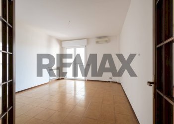 Stanza vuota - Four-room apartment Via Palmiro Togliatti
 
19, Collecchio - photo 10