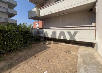 Terrazza - Four-room apartment Via Palmiro Togliatti
 
19, Collecchio - photo 16
