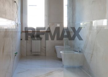 Bagno - Four-room apartment Via Palmiro Togliatti
 
19, Collecchio - photo 25