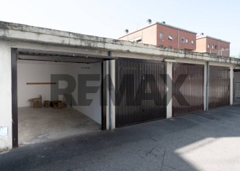 Parcheggio - Four-room apartment Via Palmiro Togliatti
 
19, Collecchio - photo 37