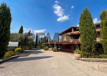 Casa all\'aperto - Casa semi indipendente Via Moleta
 
09, Alvignano - foto 1