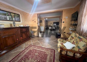 Hall / corridoio - Casa semi indipendente Via Moleta
 
09, Alvignano - foto 10