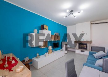 Soggiorno - Casa indipendente via Garibaldi
 
95, Marnate - foto 4
