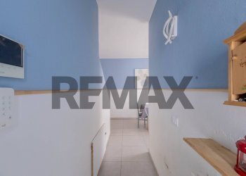 Hall / corridoio - Casa indipendente via Garibaldi
 
95, Marnate - foto 9