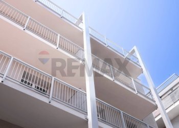 Edificio all\'aperto - Bilocale generale ardoino
 
205, Diano Marina - foto 6