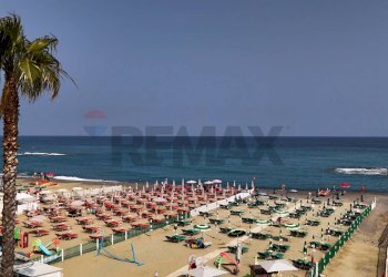 Vista dell\'acqua - Trilocale GENERALE ARDOINO
 
205, Diano Marina - foto 26
