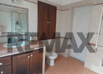 Bagno - Villa Via Torre Scafati
50, Giugliano in Campania - photo 11