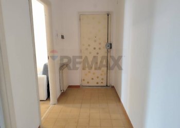 Hall / corridoio - Two-room apartment Via Antonio Cinque
 
73, Napoli - photo 5
