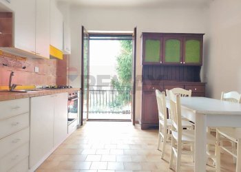 Cucina - Two-room apartment Via Antonio Cinque
 
73, Napoli - photo 6
