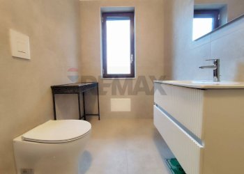 Bagno - Two-room apartment Via Antonio Cinque
 
73, Napoli - photo 16