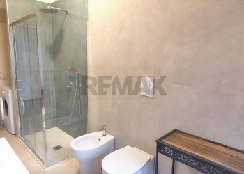 Bagno - Two-room apartment Via Antonio Cinque
 
73, Napoli - photo 17
