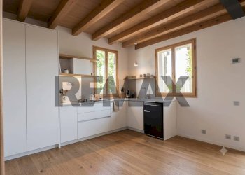 Cucina - Semi-detached house Strada Ugozzolo
 
113, Parma - photo 4