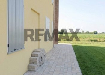 Terrazza - Semi-detached house Strada Ugozzolo
 
113, Parma - photo 9