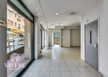 Foto 4 - Locale Commerciale Via Fosso del Poggio, Roma - foto 4