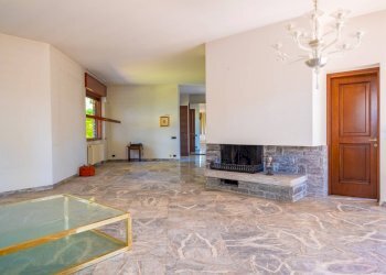 Foto 15 - Villa VIA CAVOUR
31, Solbiate con Cagno - photo 15