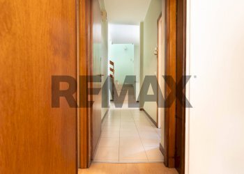 Hall / corridoio - Negozio Via Veneto
14, Brugherio - foto 8