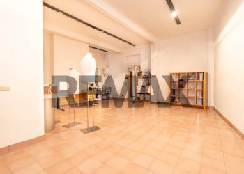 Stanza vuota - Negozio Via Veneto
14, Brugherio - foto 17