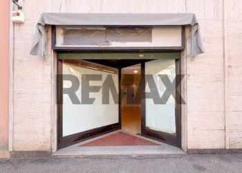 Edificio all\'aperto - Negozio Via Veneto
14, Brugherio - foto 20
