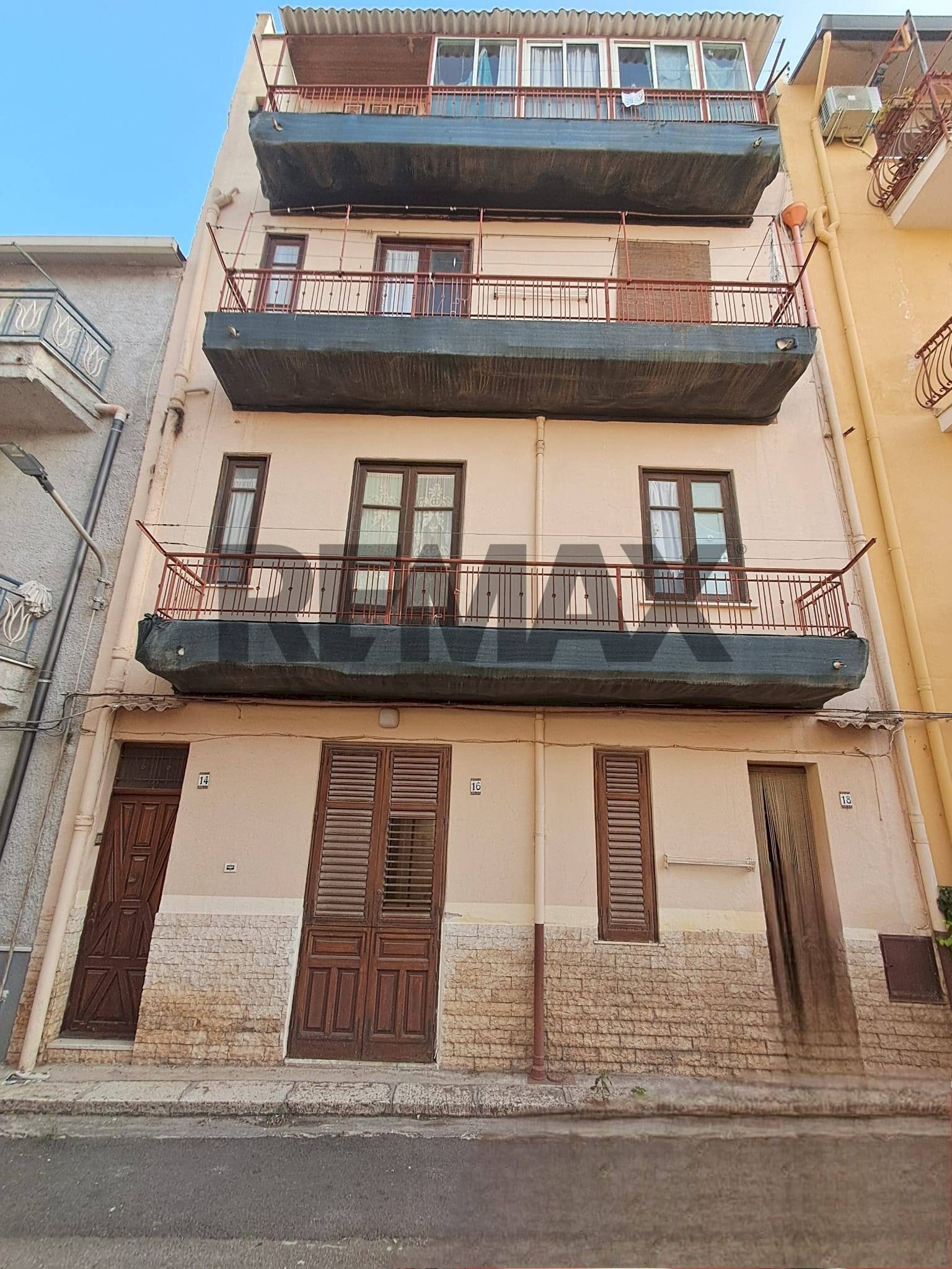Edificio all\'aperto - Independent house VIA SIRACUSA
 
16, Casteldaccia - photo 1