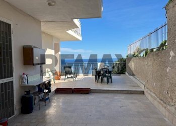 Terrazza - Quadrilocale Viale Kennedy
 
18, Casteldaccia - foto 3