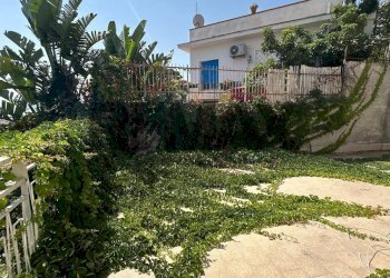 Giardino - Quadrilocale Viale Kennedy
 
18, Casteldaccia - foto 10