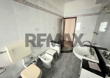 Bagno - Quadrilocale via guadagna
 
8, Palermo - foto 10