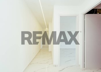 Hall / corridoio - Trilocale Via Cascina
11, Roma - foto 19
