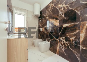 Bagno - Trilocale Via Cascina
11, Roma - foto 21