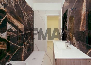 Bagno - Trilocale Via Cascina
11, Roma - foto 22