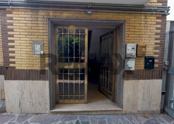 Edificio all\'aperto - Trilocale Via Cascina
11, Roma - foto 23