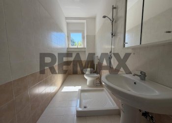 Bagno - Trilocale via tiburtina
 
5, Bolognano - foto 7