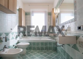 Bagno - Villa a Schiera Via Torre
 
89, Torrevecchia Teatina - foto 32