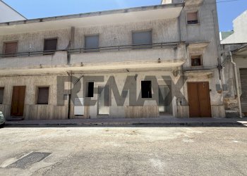 Edificio all\'aperto - Casa indipendente Via Prampolini
 
snc, Carovigno - foto 1