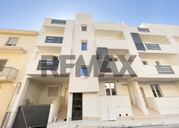 Edificio all\'aperto - Quadrilocale Via Campanella
 
snc, Carovigno - foto 1