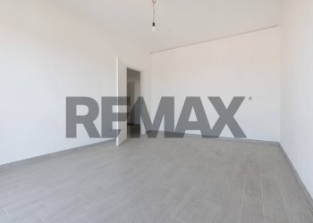 Stanza vuota - Three-room apartment Via Oberdan
 
158, Ferno - photo 10