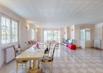 Foto 20 - Villa VIA MEUCCI
 
25, Padenghe sul Garda - photo 20