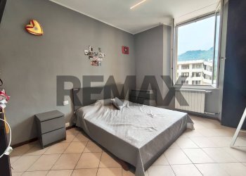 Camera / camera da letto - Trilocale Via Fratelli Calvi
 
24, Villa d'Almè - foto 6