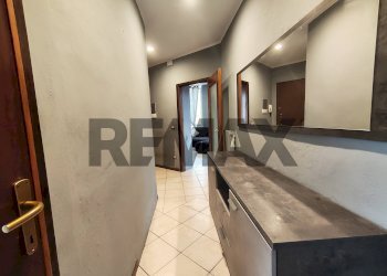 Hall / corridoio - Trilocale Via Fratelli Calvi
 
24, Villa d'Almè - foto 8