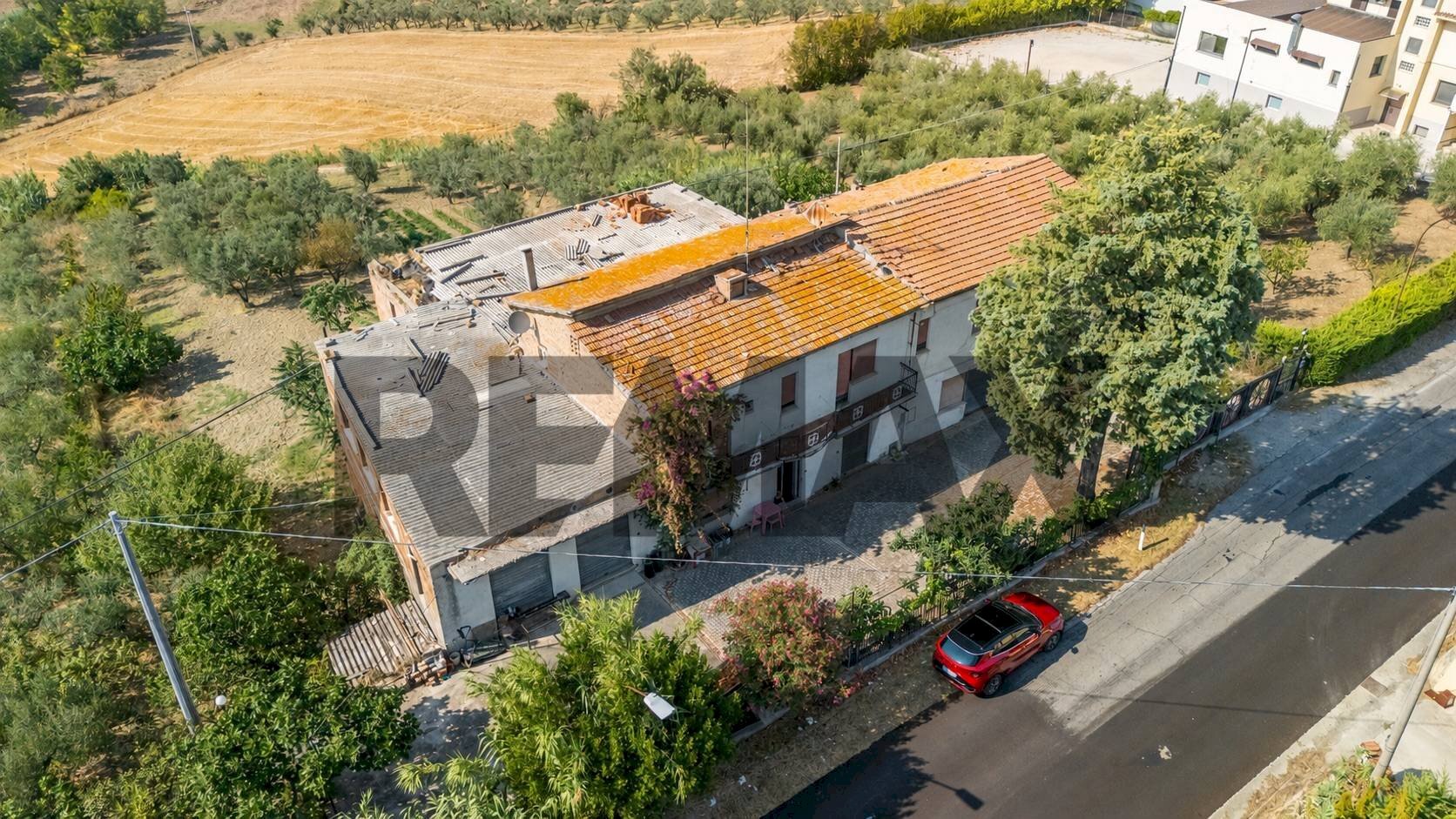 Edificio all\'aperto - Rustico C.da Polercia
16, Cupello - foto 2