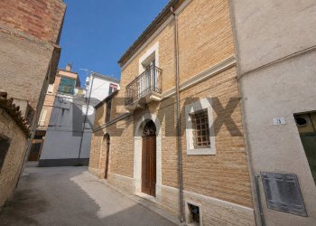 Edificio all\'aperto - Semi-detached house via Corvo
 
3, Cupello - photo 2