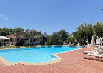 Piscina - Rustico strada migliara 51
 
1565, Sabaudia - foto 19