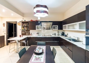 Foto 10 - Appartamento Via Trento
 
3, Acireale - foto 10