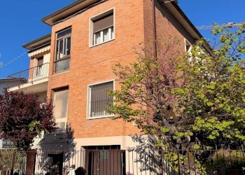 Foto 1 - Villa a Schiera Via Monte San Marco, Ravenna - foto 1