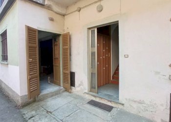 Cortile interno - Casa indipendente via Vittorio Emanuele II, 42, Maggiora - foto 16