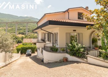Foto 3 - Villa via Scesa dei Mulini
 
30, Villa Santa Maria - foto 3