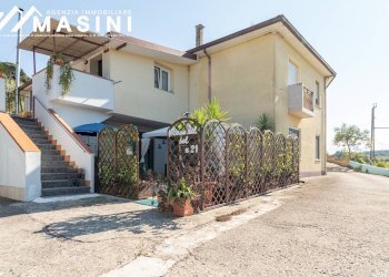 Foto 1 - Quadrilocale contrada Cese
 
21, San Vito Chietino - foto 1