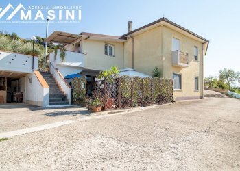 Foto 44 - Quadrilocale contrada Cese
 
21, San Vito Chietino - foto 44