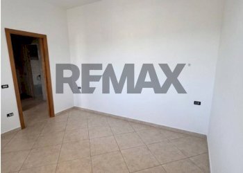 Stanza vuota - Three-room apartment via Circunvallazione della Caserma di Cavalleria
51/A6, Napoli - photo 3